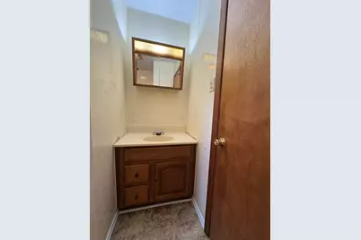 708 Godfrey Street, Streator, IL 61364 - Photo 18