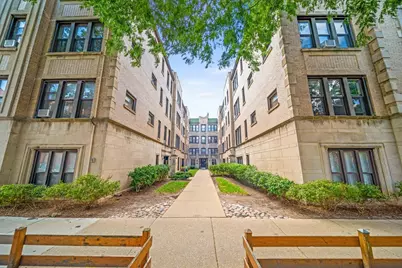 639 W Roscoe Street #R3, Chicago, IL 60657 - Photo 1