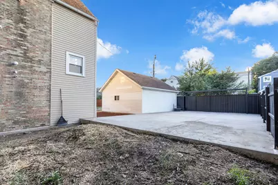 2248 S Kolin Avenue, Chicago, IL 60623 - Photo 42