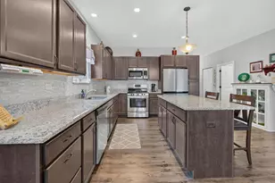 25704 S Foley Ct, Channahon, IL 60410 - Photo 12