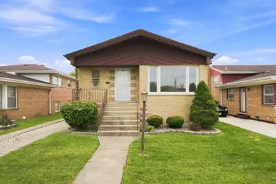 8636 S Tripp Avenue, Chicago, IL 60652 - Photo 1