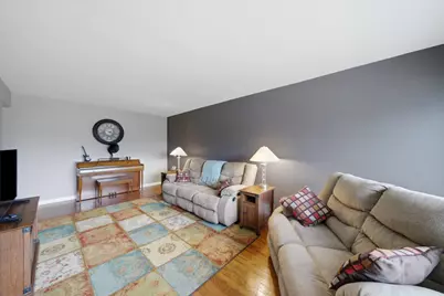 8636 S Tripp Avenue, Chicago, IL 60652 - Photo 2