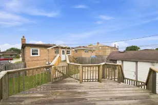 8636 S Tripp Ave, Chicago, IL 60652 - Photo 18