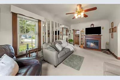 130 S Yale Avenue, Villa Park, IL 60181 - Photo 6