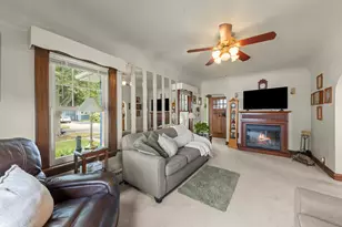 130 S Yale Ave, Villa Park, IL 60181 - Photo 6