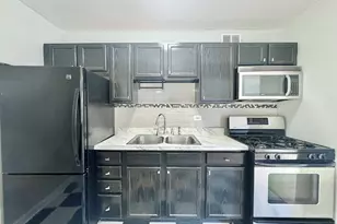 4920 N Marine Dr, Chicago, IL 60640 - Photo 10
