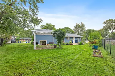 321 Desmond Drive, Schaumburg, IL 60193 - Photo 28