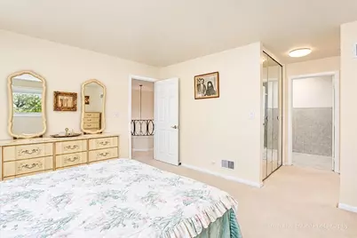 9938 N Huber Lane, Niles, IL 60714 - Photo 14