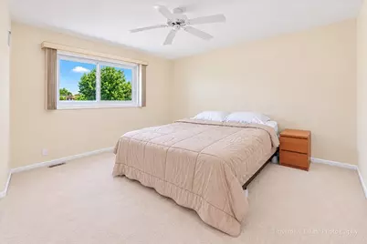 9938 N Huber Lane, Niles, IL 60714 - Photo 16