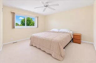 9938 N Huber Ln, Niles, IL 60714 - Photo 16