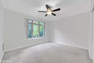 425 Benjamin Dr, Vernon Hills, IL 60061 - Photo 18