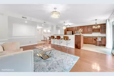 425 Benjamin Drive #302, Vernon Hills, IL 60061 - Photo 6