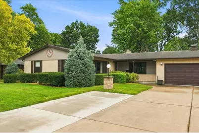 610 Baker Avenue, Lasalle, IL 61301 - Photo 2