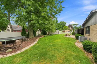 610 Baker Avenue, Lasalle, IL 61301 - Photo 30