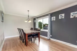 1810 71st St, Darien, IL 60561 - Photo 8