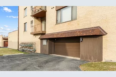 5800 W 105th Street #4C, Oak Lawn, IL 60453 - Photo 10