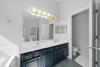 1841 W Rookery Circle, Round Lake, IL 60073 - Photo 24