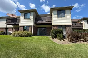 871 E Coach Rd, Palatine, IL 60074 - Photo 18