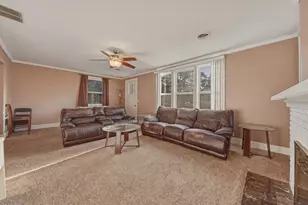 402 N Division Ave, Polo, IL 61064 - Photo 12