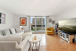5901 N Sheridan Rd, Chicago, IL 60660 - Photo 4