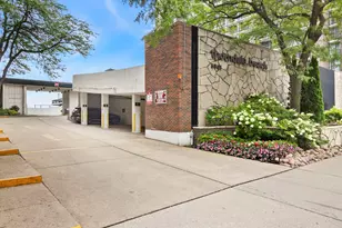 5901 N Sheridan Rd, Chicago, IL 60660 - Photo 30