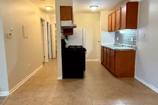 720 Hill Dr, Hoffman Estates, IL 60192 - Photo 6
