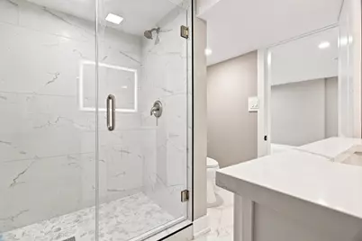 2711 N 77th Avenue, Elmwood Park, IL 60707 - Photo 24