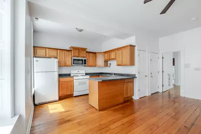 1470 W Huron Street #3F, Chicago, IL 60642 - Photo 2