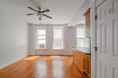 1470 W Huron Street #3F, Chicago, IL 60642 - Photo 8