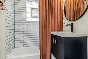 5548 S Kilbourn Ave, Chicago, IL 60629 - Photo 16