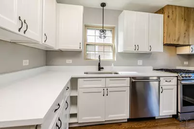 5548 S Kilbourn Avenue, Chicago, IL 60629 - Photo 6