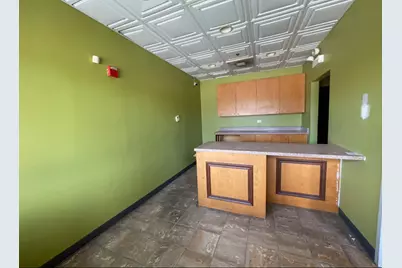 16644 Oak Park Avenue, Tinley Park, IL 60477 - Photo 4