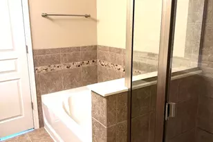 1282 Newport Cir, Pingree Grove, IL 60140 - Photo 14