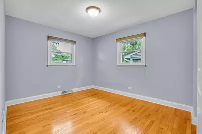 1402 S Robert Drive, Mount Prospect, IL 60056 - Photo 12