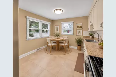 1402 S Robert Drive, Mount Prospect, IL 60056 - Photo 6