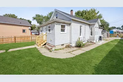 754 N Hickory Street, Joliet, IL 60435 - Photo 2