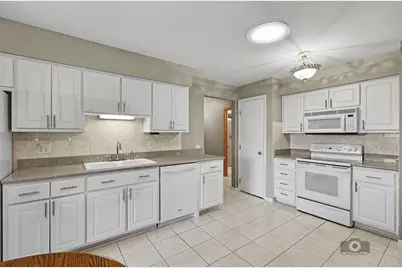 17849 Columbus Court, Orland Park, IL 60467 - Photo 10