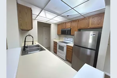 1 Bloomingdale Place #404, Bloomingdale, IL 60108 - Photo 10