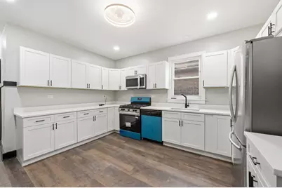 8418 S Essex Avenue, Chicago, IL 60617 - Photo 22