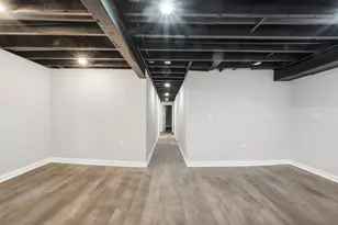 8418 S Essex Ave, Chicago, IL 60617 - Photo 30