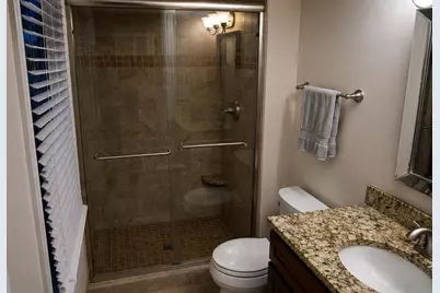 620 Iroquois Avenue, Naperville, IL 60563 - Photo 18