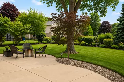 620 Iroquois Avenue, Naperville, IL 60563 - Photo 2