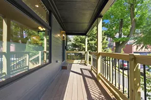 3072 N Avers Ave, Chicago, IL 60618 - Photo 2