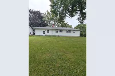 205 E Pleasant Avenue, Sandwich, IL 60548 - Photo 18