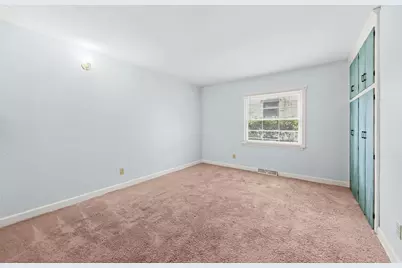915 W Lincoln Avenue, Belvidere, IL 61008 - Photo 20