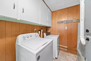 915 W Lincoln Ave, Belvidere, IL 61008 - Photo 16