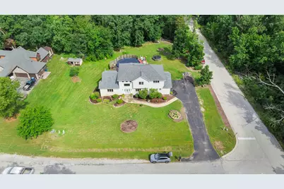 21176 Lisa Lane, Steger, IL 60475 - Photo 1