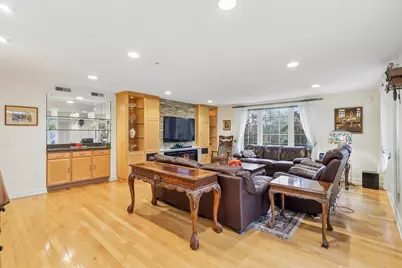 640 Robert York Avenue #308, Deerfield, IL 60015 - Photo 6