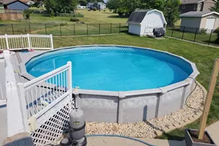 8546 Sunset Dr, Byron, IL 61010 - Photo 4