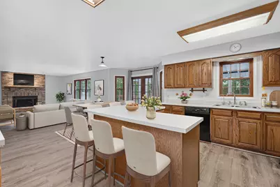 4N869 Black Willow Drive, Saint Charles, IL 60175 - Photo 6